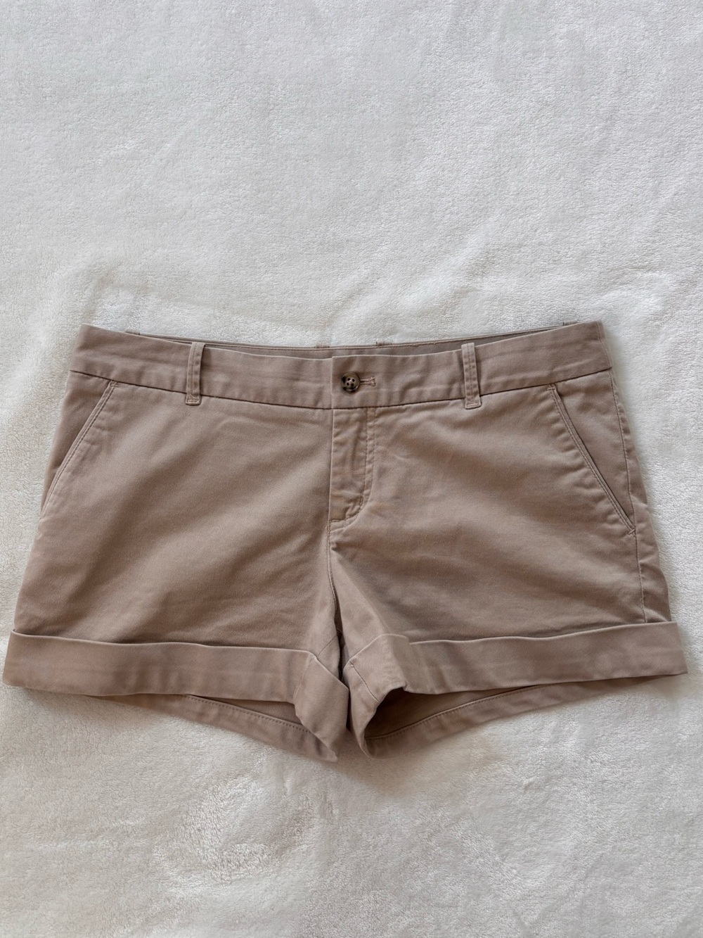 Y2KAritzia Talula khaki shorts